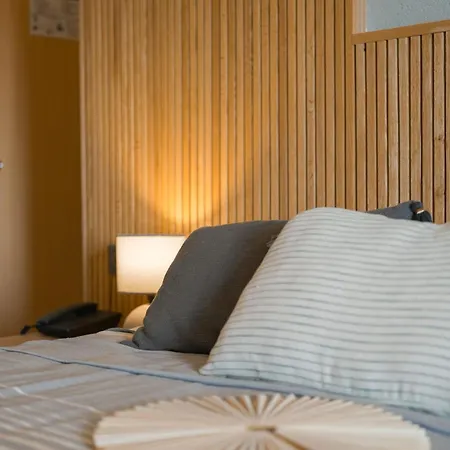 Hotel Club-e