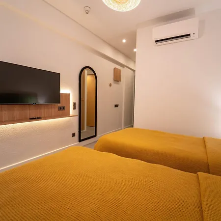 Hotel Club-e