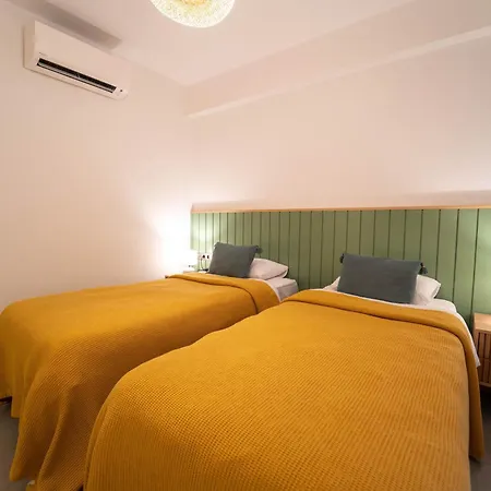 Hotel Club-e 3*